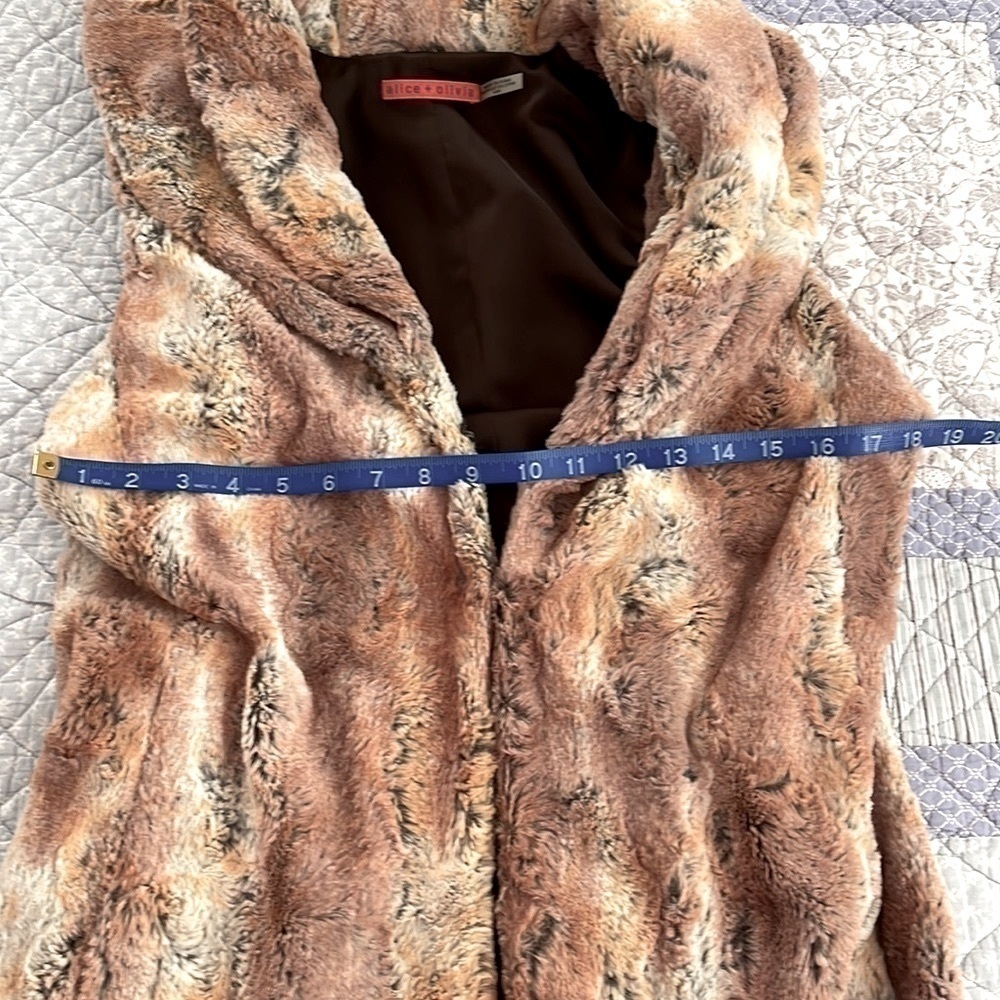 Alice + Olivia Multicolor Faux Fur Vest - Picture 11 of 11